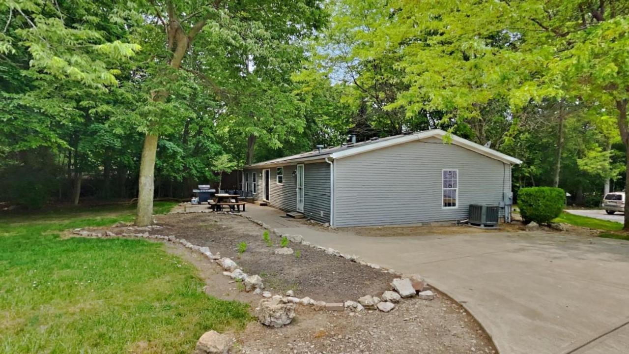 A Place At The Bay Put-in-Bay Exterior photo