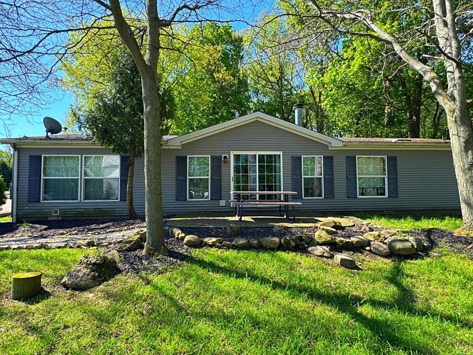 A Place At The Bay Put-in-Bay Exterior photo